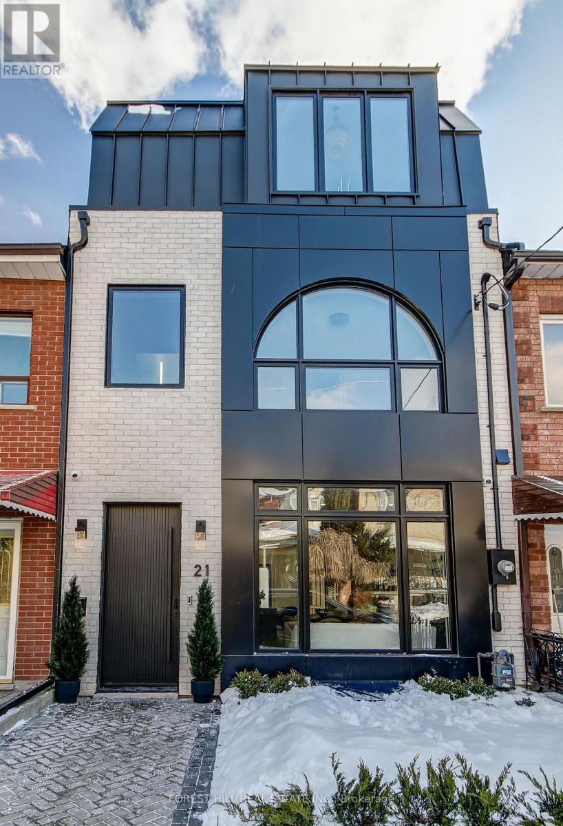 MLS® listing #29368256 for sale located at 21 FOXLEY STREET