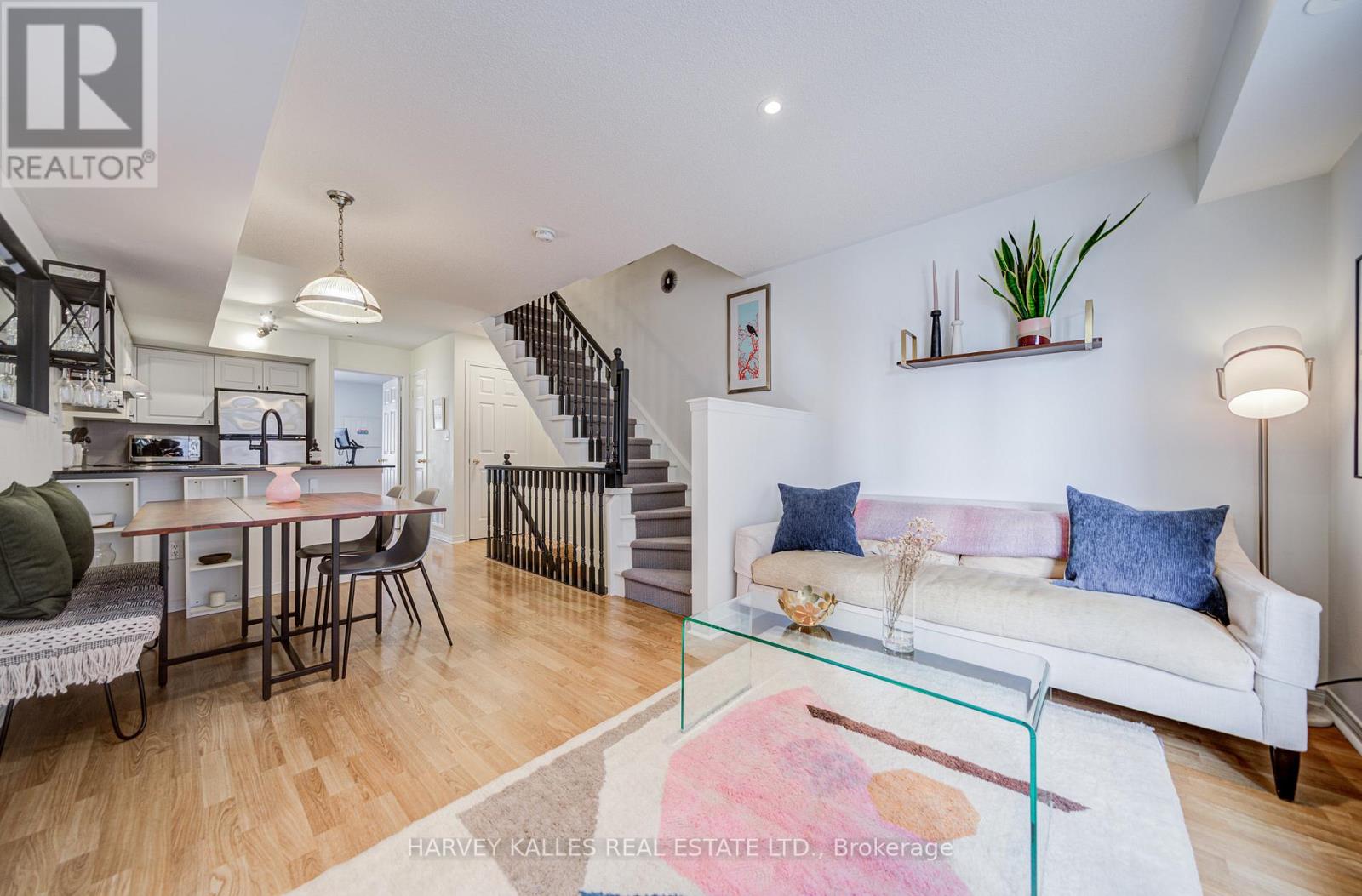 MLS® listing #29369697 for sale located at 6 - 21 FOUNDRY AVENUE