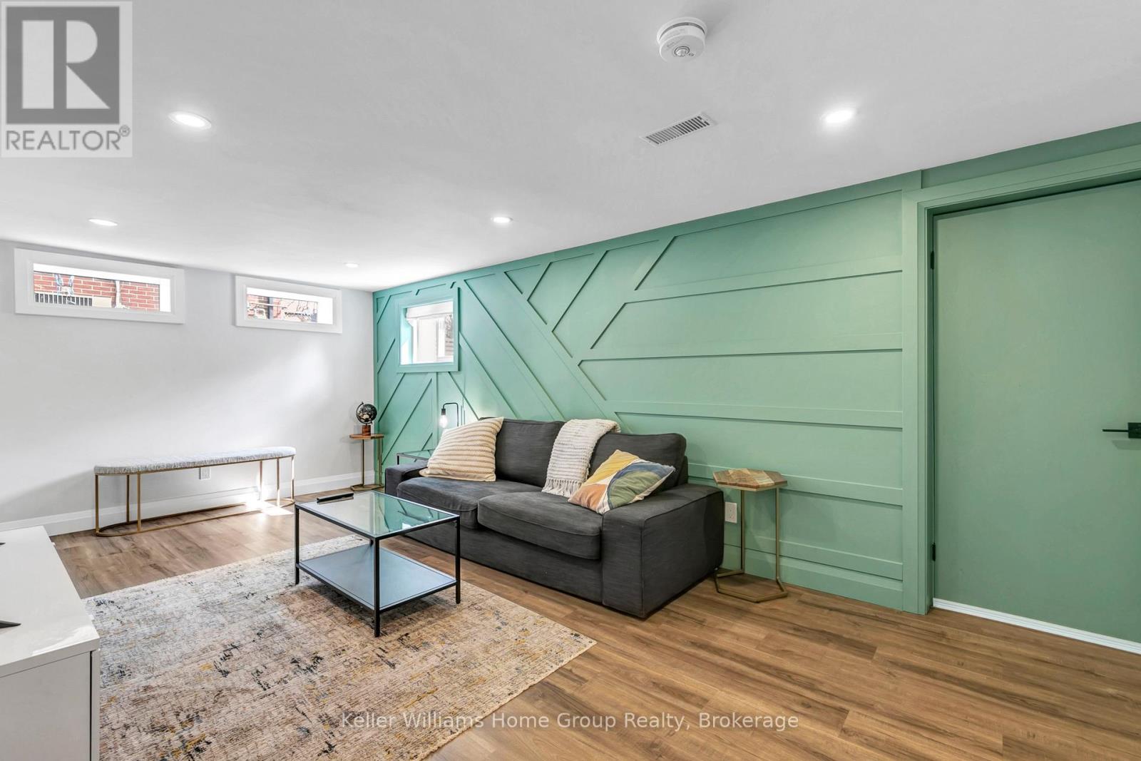 MLS® listing #29370082 for sale located at 496 MANCHESTER ROAD