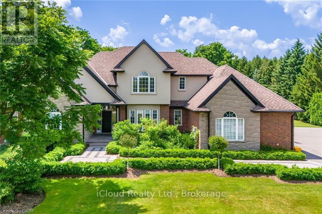 MLS® listing #29371391 for sale located at 4 DEER VIEW RIDGE