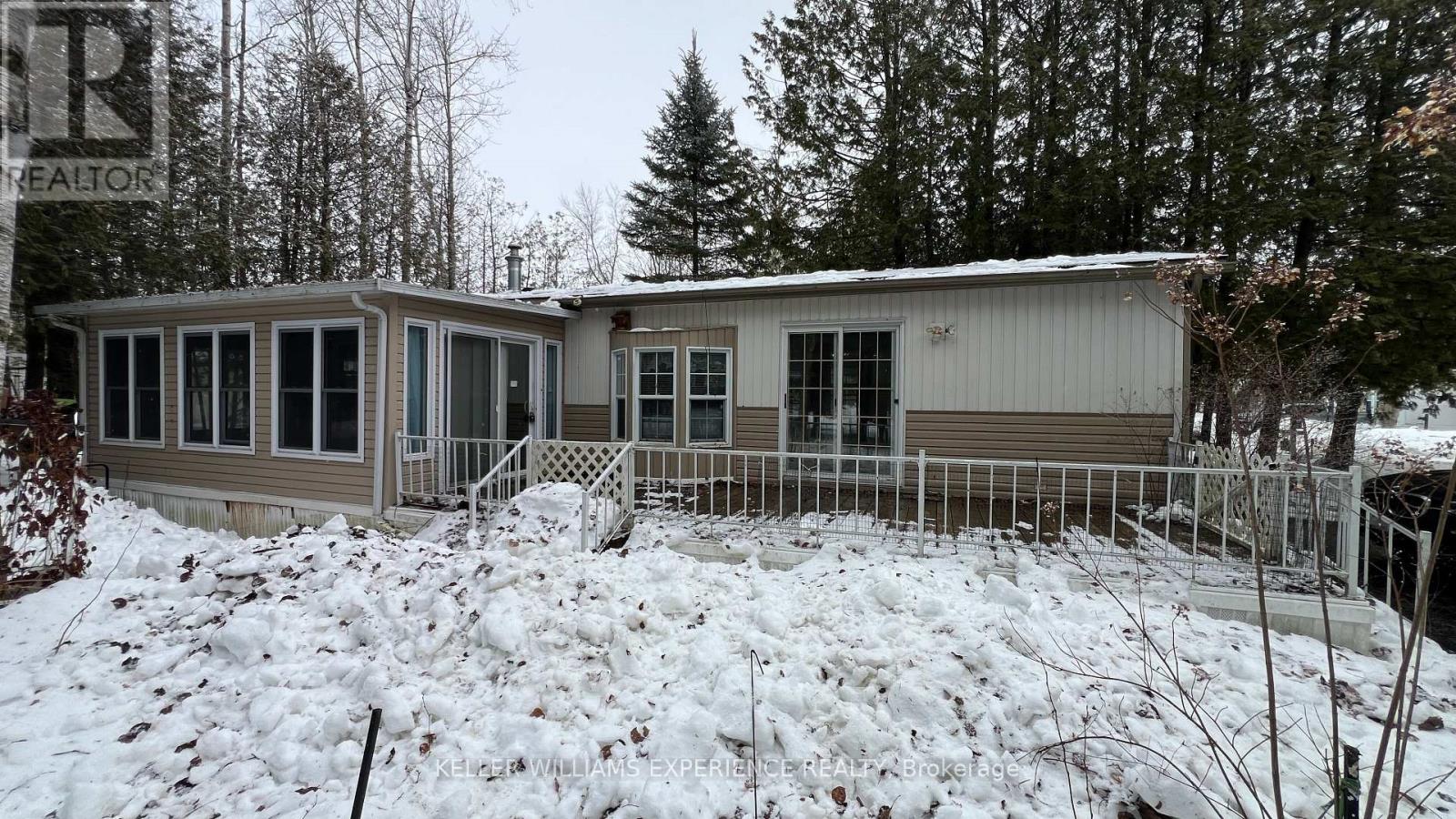 MLS® listing #29371497 for sale located at 18 PRINCE RUPERT AVENUE