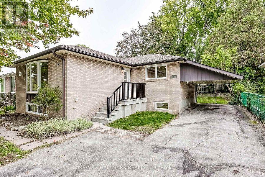 MLS® listing #29371808 for sale located at 51 AURORA HEIGHTS DRIVE