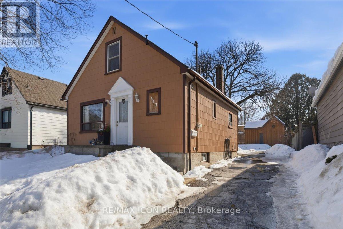 MLS® listing #29372395 for sale located at 547 WELLINGTON STREET N