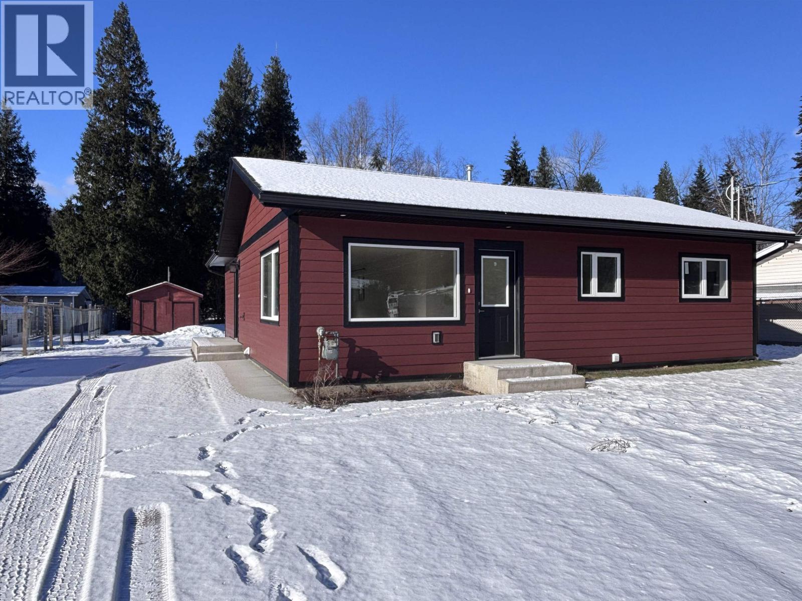 MLS® listing #29375680 for sale located at 1463 MAPLE STREET