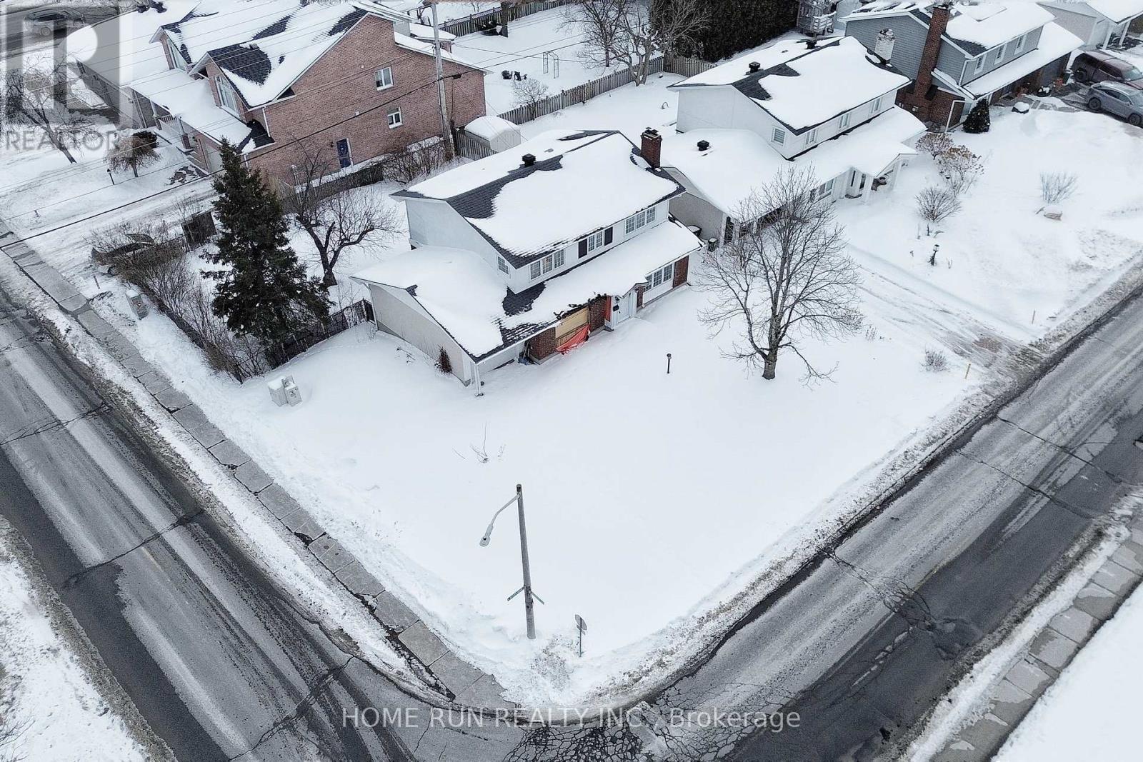 MLS® listing #29376283 for sale located at 79 BEAVER RIDGE