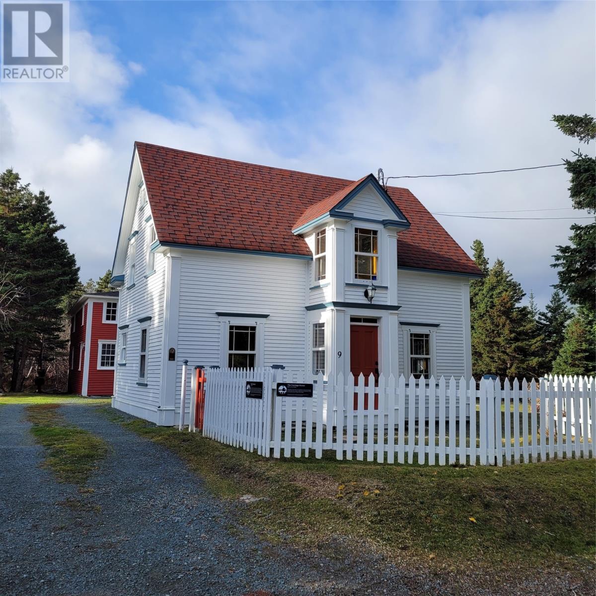 MLS® listing #29376461 for sale located at 9 Burnt Head Loop