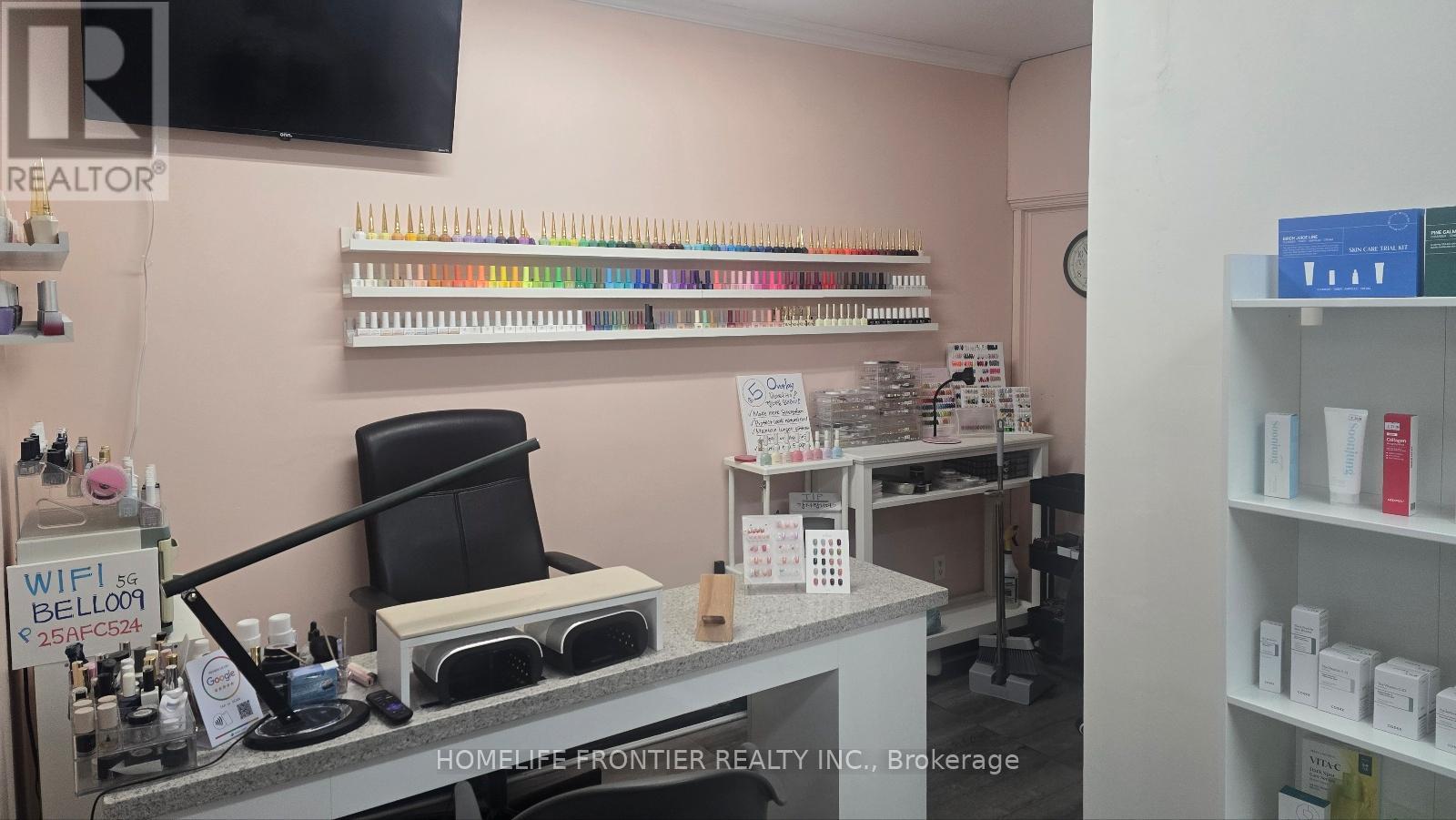 MLS® listing #29377403 for sale located at 2ND FLOOR - 620 BLOOR STREET W