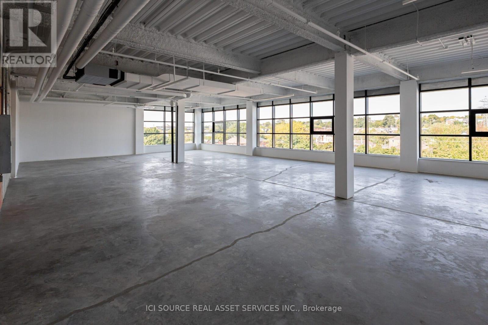 MLS® listing #29377476 for sale located at 405 - 300 GEARY AVENUE