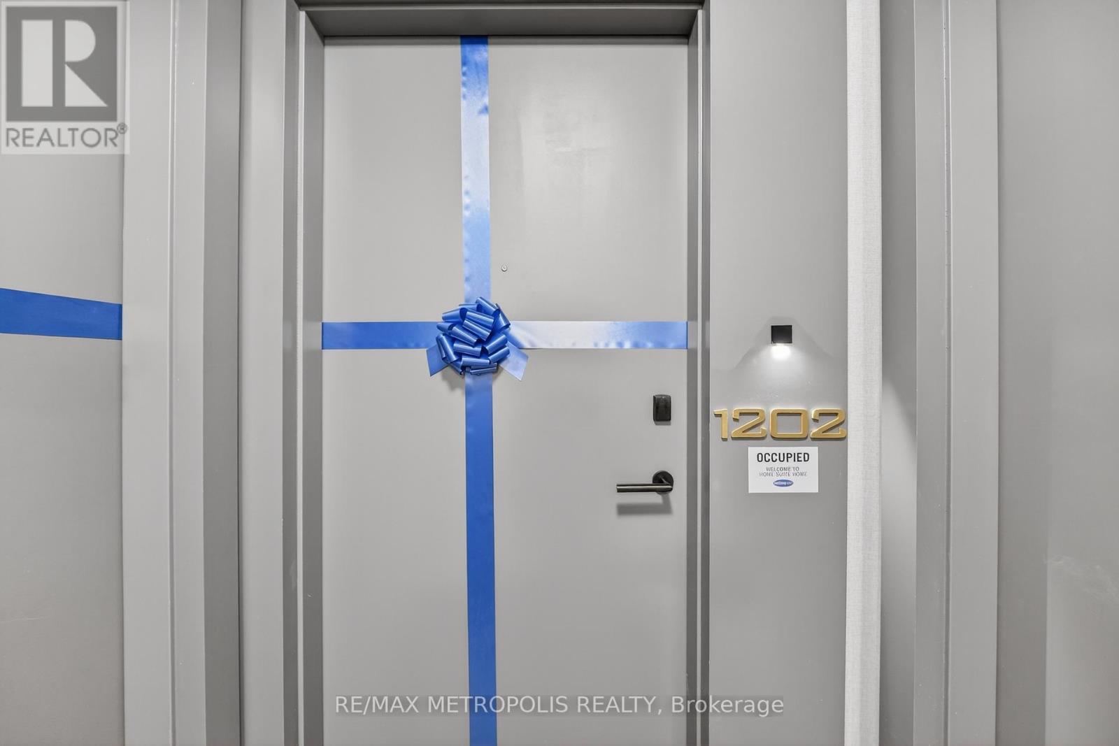 MLS® listing #29377902 for sale located at 1202 - 2088 JAMES STREET