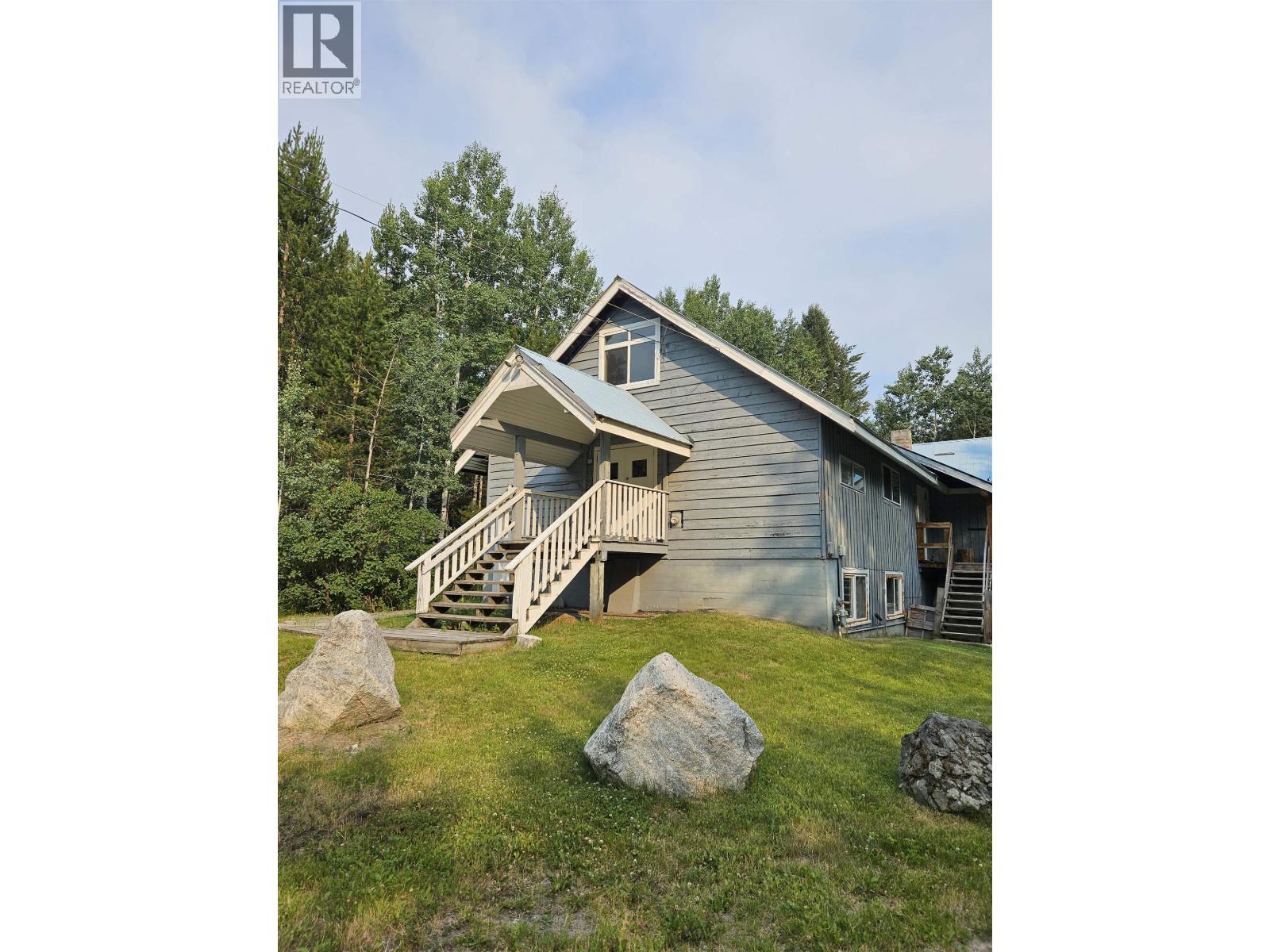 MLS® listing #29380551 for sale located at 4569 CANIM-HENDRIX LAKE ROAD