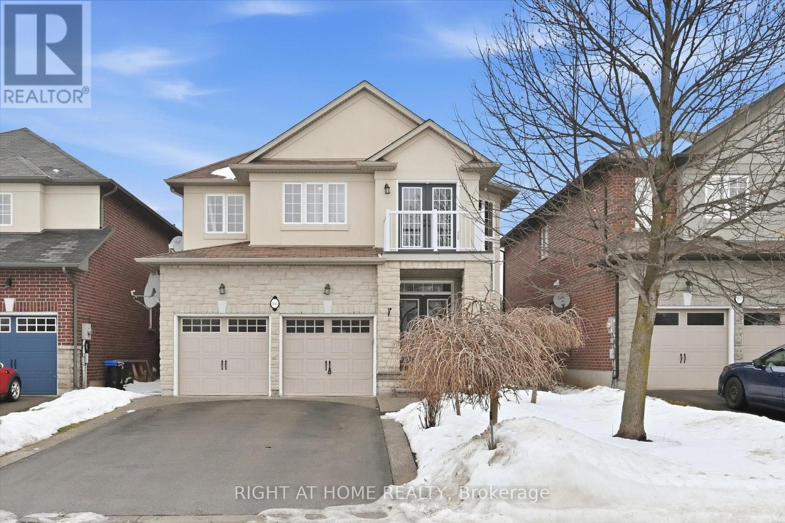 MLS® listing #29381140 for sale located at 456 VALRIDGE DRIVE