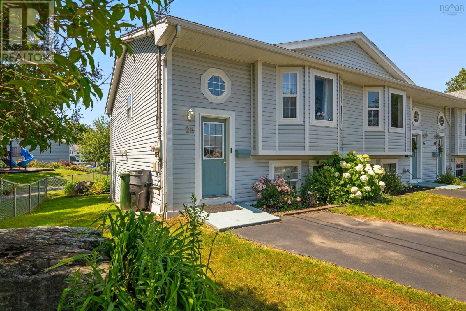 MLS® listing #29381364 for sale located at 28 Tutor Court