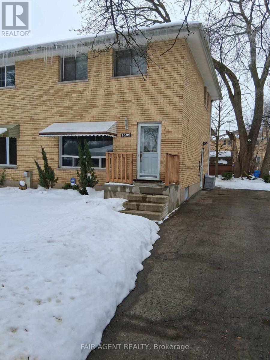 MLS® listing #29386888 for sale located at 1502 BECKWORTH AVENUE