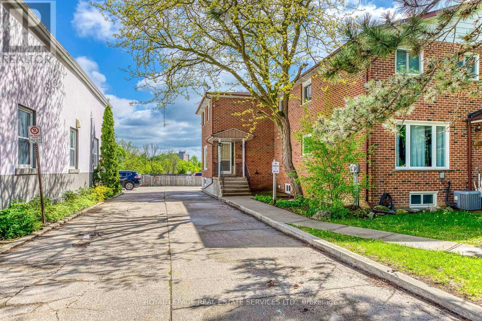 MLS® listing #29387002 for sale located at 99 MARTIN STREET