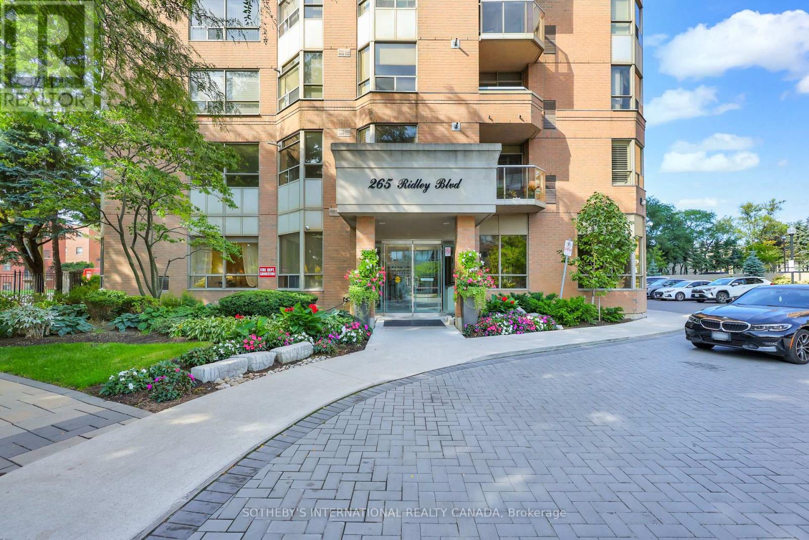 MLS® listing #29387840 for sale located at 610 - 265 RIDLEY BOULEVARD
