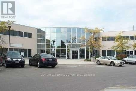 MLS® listing #29387913 for sale located at 13 - 30 WEST BEAVER CREEK ROAD