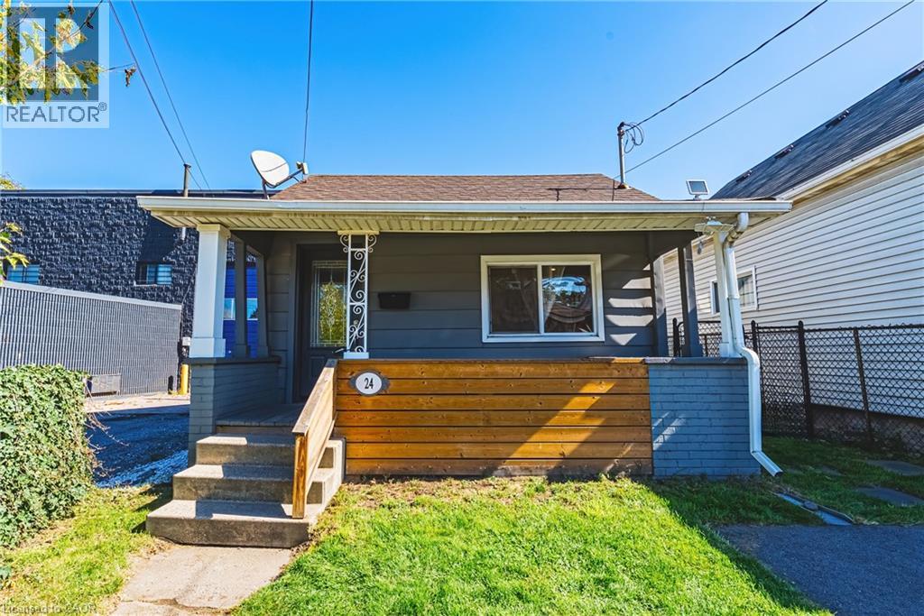 MLS® listing #29387951 for sale located at 24 ROWANWOOD Street