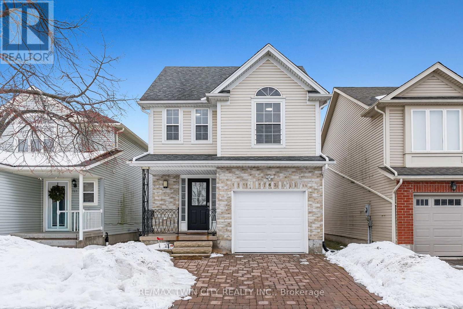 MLS® listing #29388700 for sale located at 763 ANGLER WAY