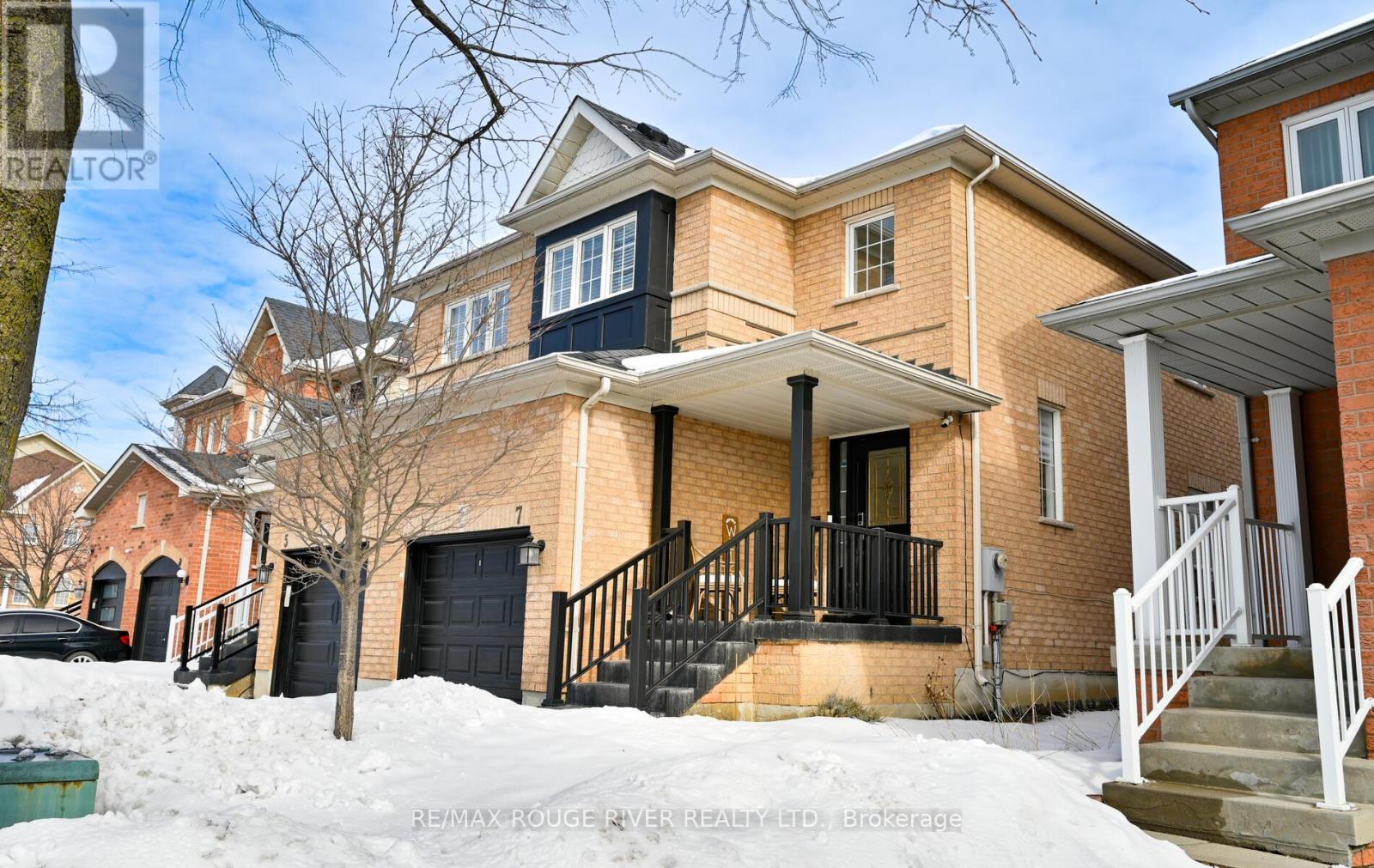 MLS® listing #29392412 for sale located at 7 HEMANS COURT