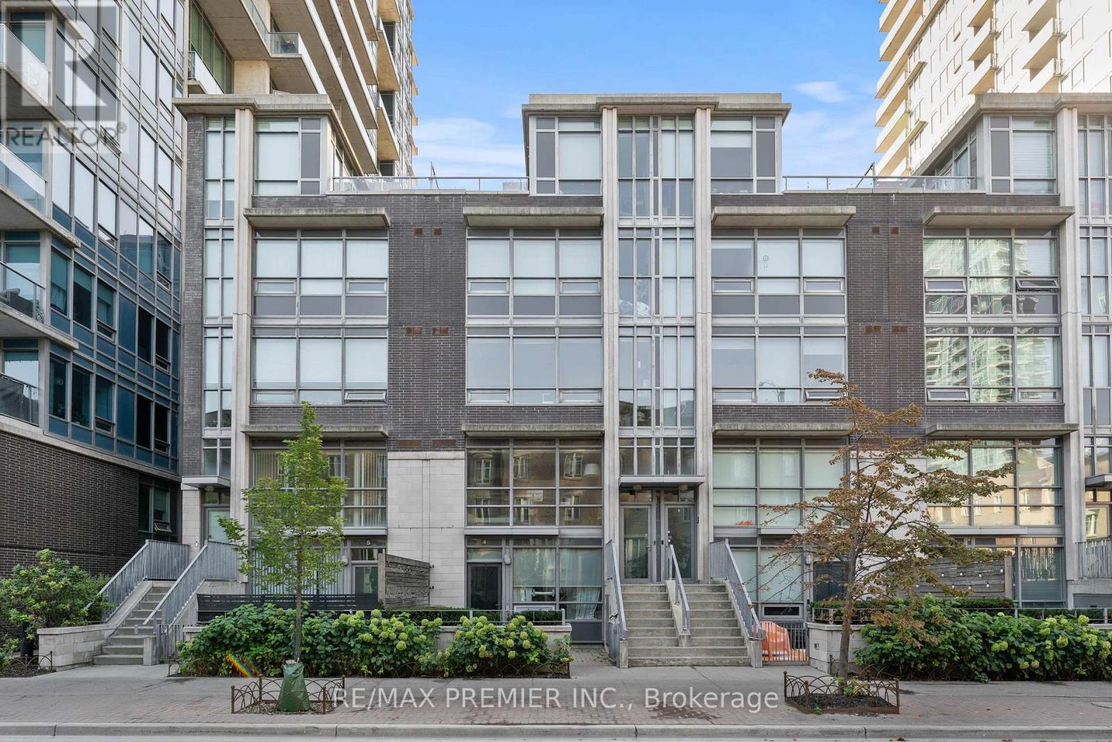 MLS® listing #29392544 for sale located at TH13 - 57 EAST LIBERTY STREET