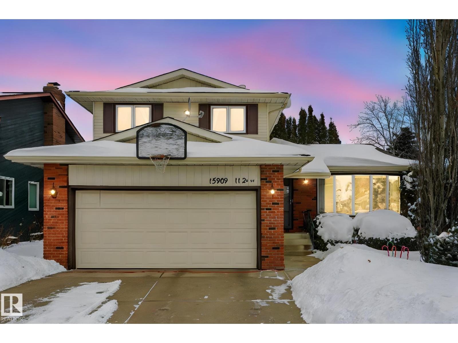 MLS® listing #29394103 for sale located at 15909 112 B ST NW NW