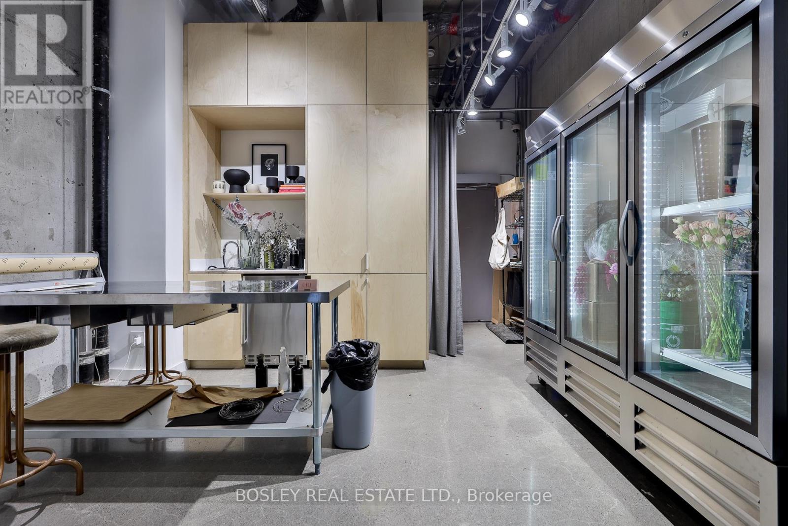 MLS® listing #29395184 for sale located at 5 - 68 ABELL STREET