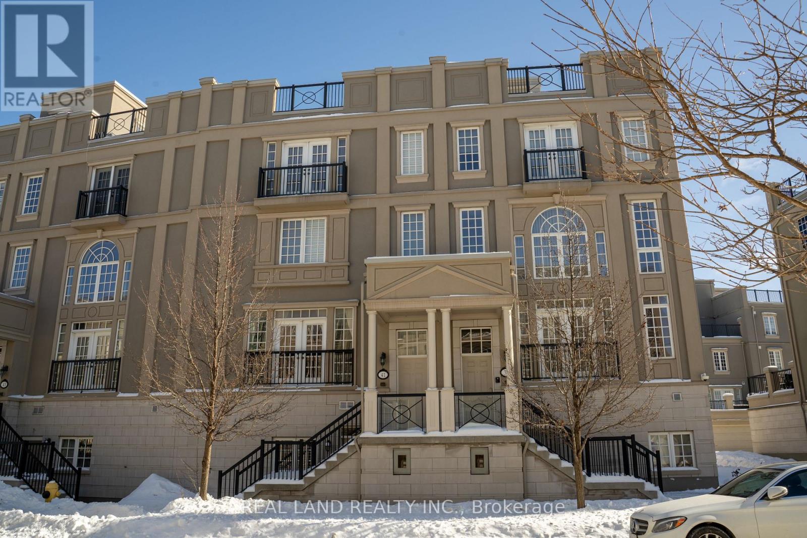 MLS® listing #29396818 for sale located at 41 LORD DURHAM ROAD