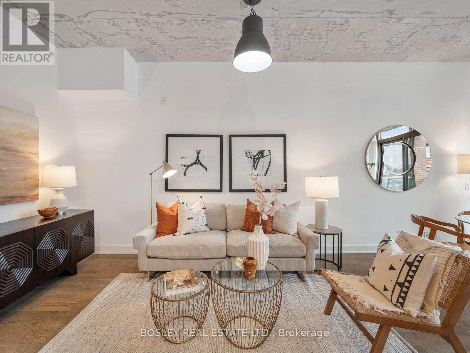 MLS® listing #29397167 for sale located at 404 - 2 GLADSTONE AVENUE