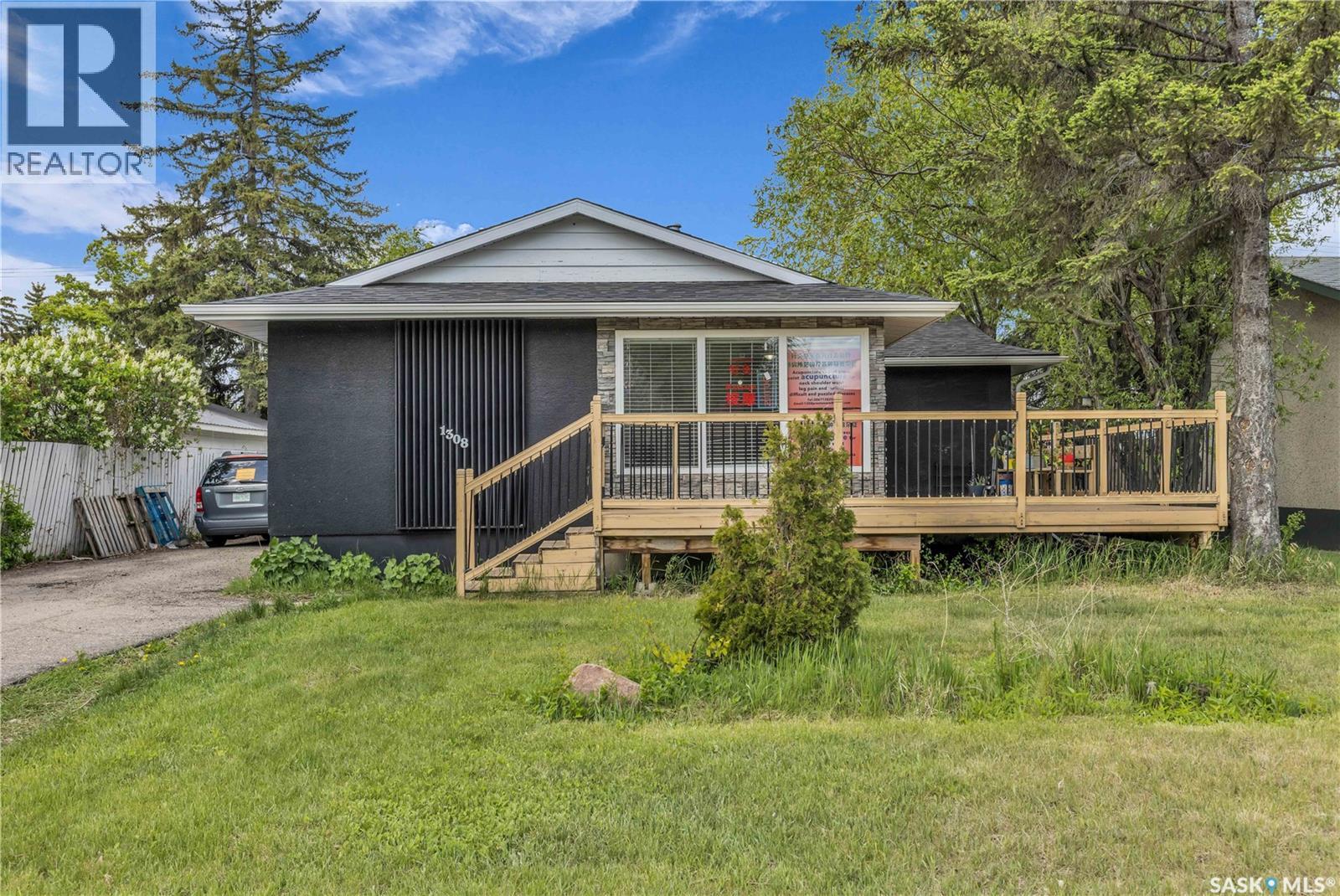 MLS® listing #29401150 for sale located at 1308 Preston AVENUE S