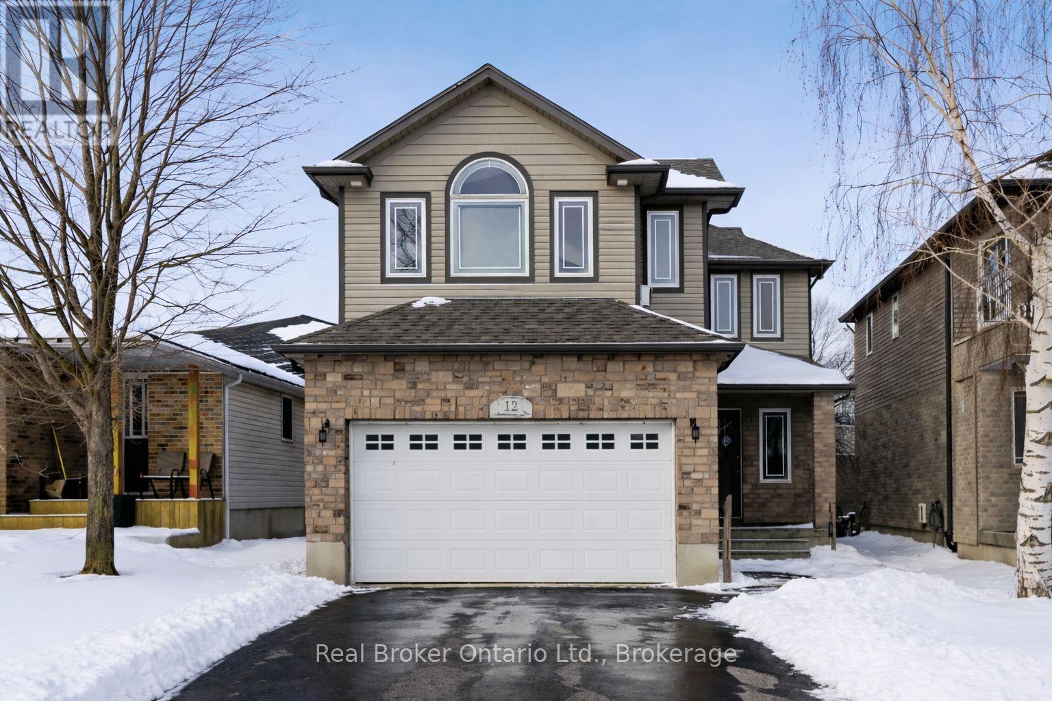 MLS® listing #29401213 for sale located at 12 LANGRELL AVENUE