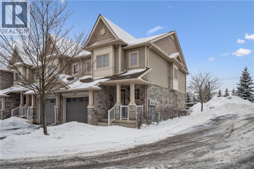 MLS® listing #29401612 for sale located at 7 UPPER MERCER Street Unit# A4