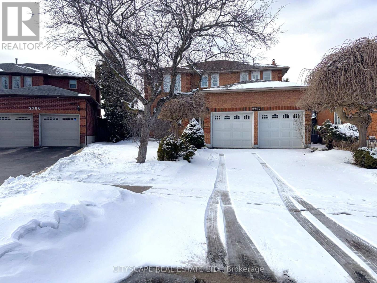 MLS® listing #29401693 for sale located at 2702 HARDY CRESCENT