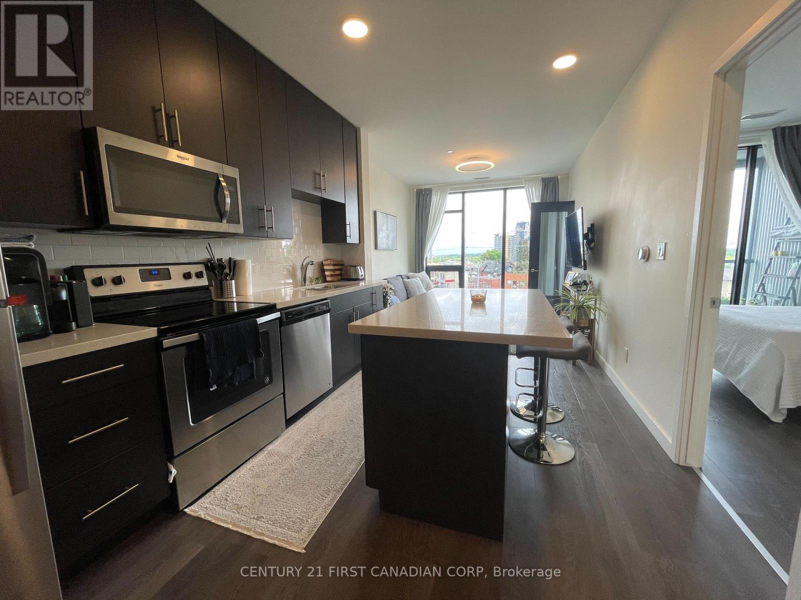 MLS® listing #29403431 for sale located at 410 - 690 KING STREET W