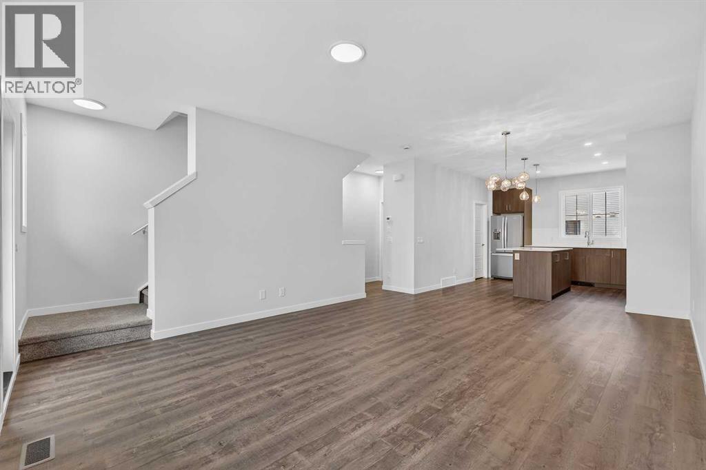 MLS® listing #29403567 for sale located at 172 Hotchkiss Common SE