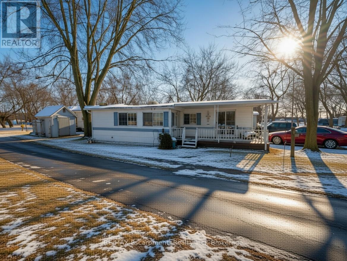 MLS® listing #29403585 for sale located at 232 - 8845 LUND'YS LANE