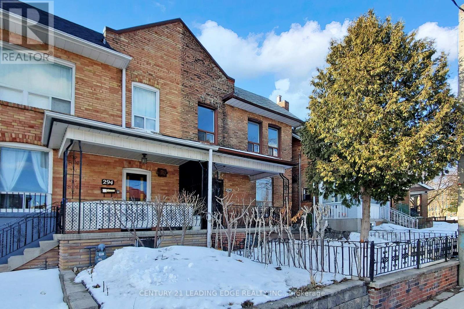 MLS® listing #29403926 for sale located at 296 MONTROSE AVENUE