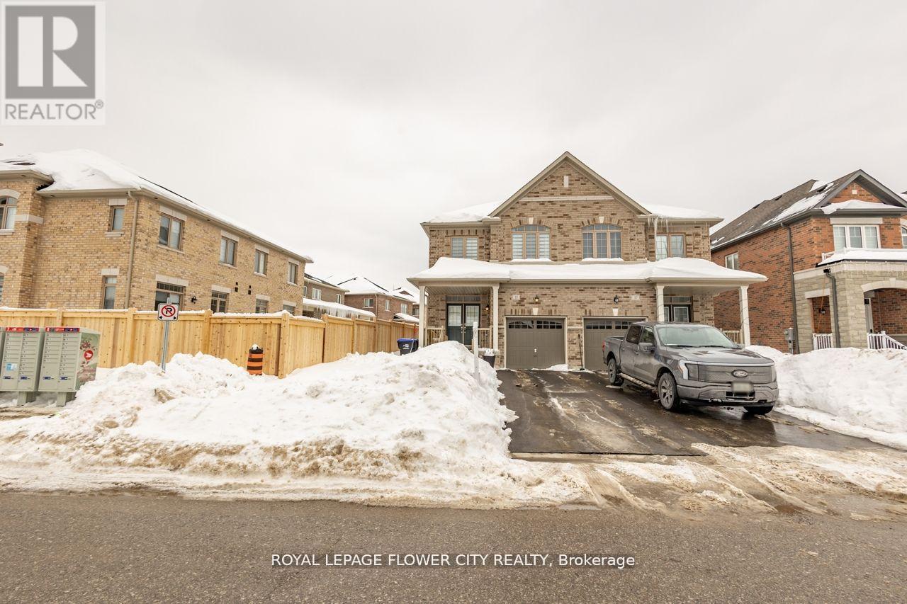 MLS® listing #29406225 for sale located at 13 FERRAGINE CRESCENT