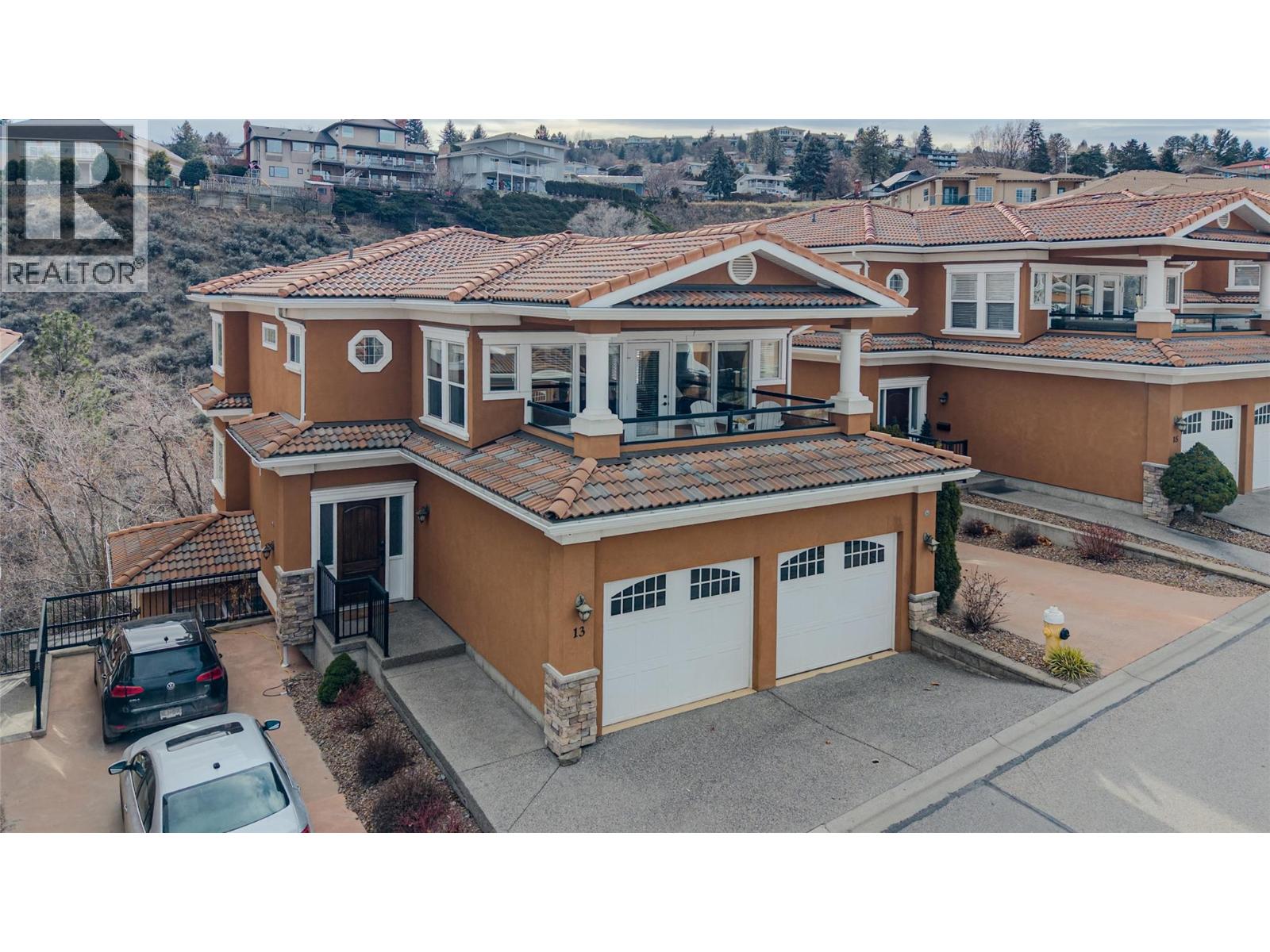 MLS® listing #29408277 for sale located at 875 Sahali Terrace Unit# 13