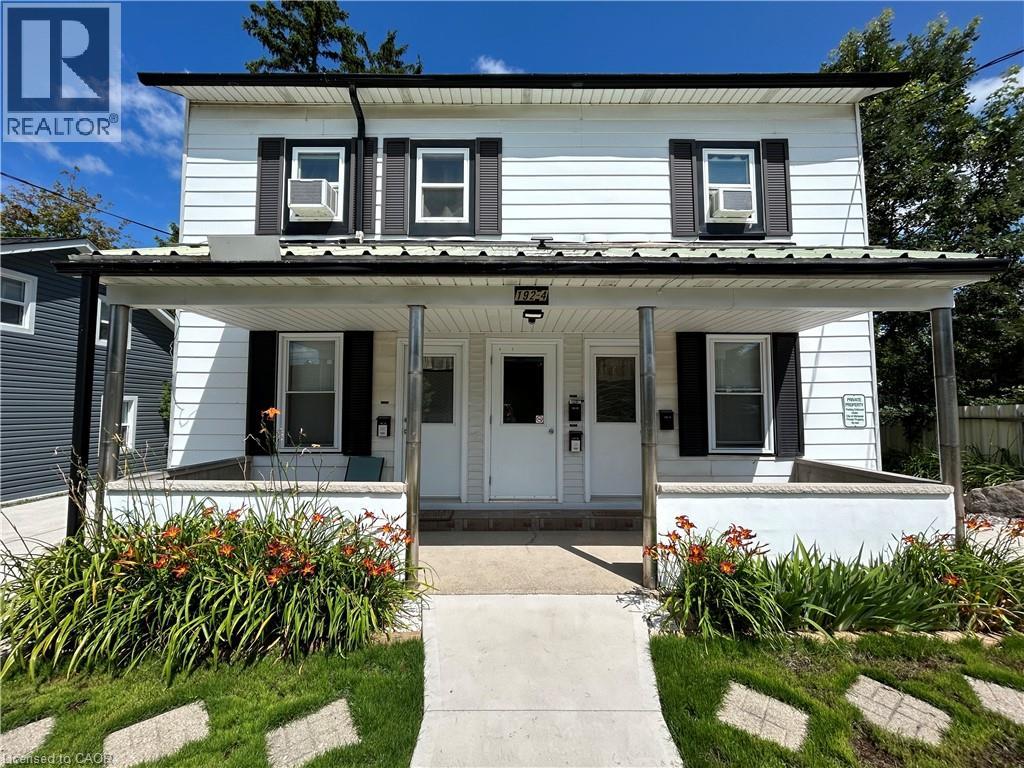 MLS® listing #29408838 for sale located at 194 BREITHAUPT Street Unit# A