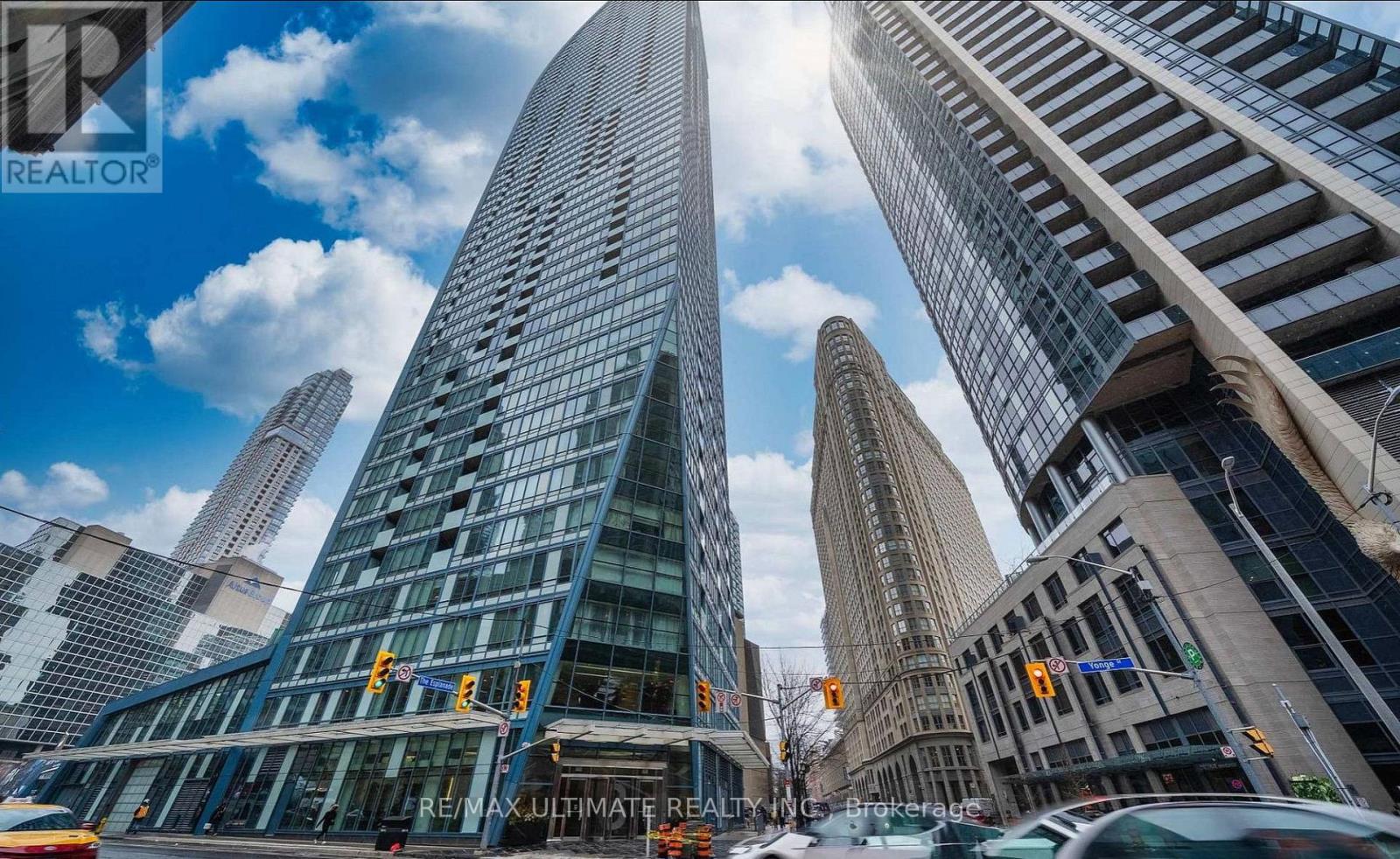 MLS® listing #29410150 for sale located at 4903 - 8 THE ESPLANADE