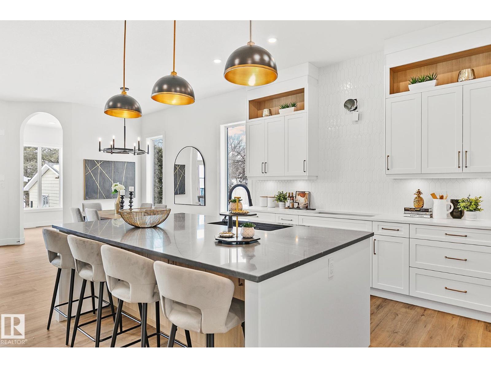 MLS® listing #29410780 for sale located at 11238 61 ST NW