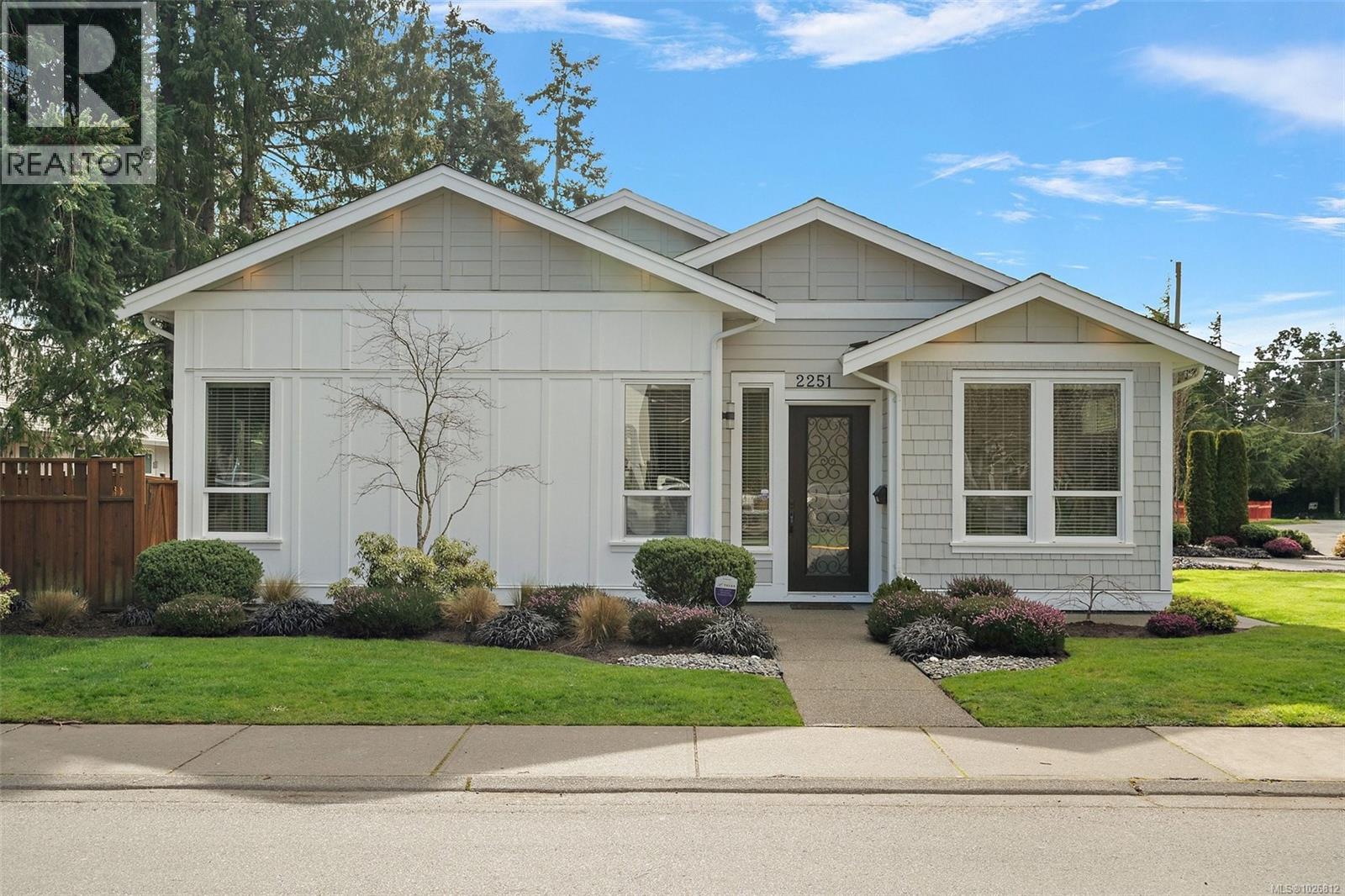 MLS® listing #29410872 for sale located at 2251 Frost Ave