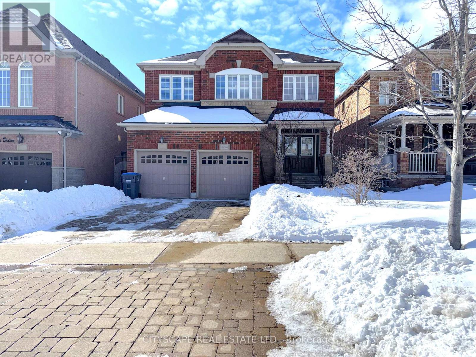 MLS® listing #29411729 for sale located at 5476 FRESHWATER DRIVE