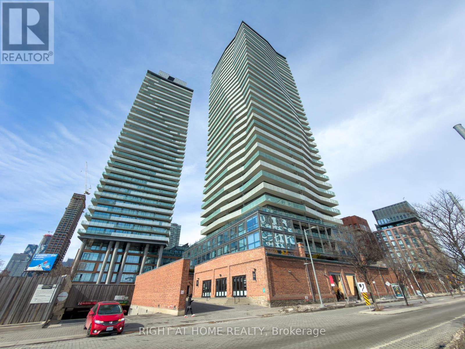 MLS® listing #29411774 for sale located at 1101 - 390 CHERRY STREET