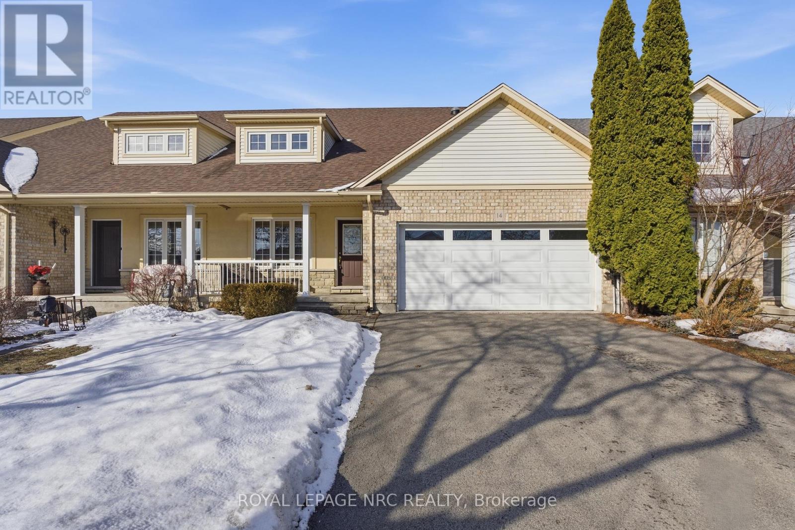 MLS® listing #29412758 for sale located at 14 HOPE AVENUE W