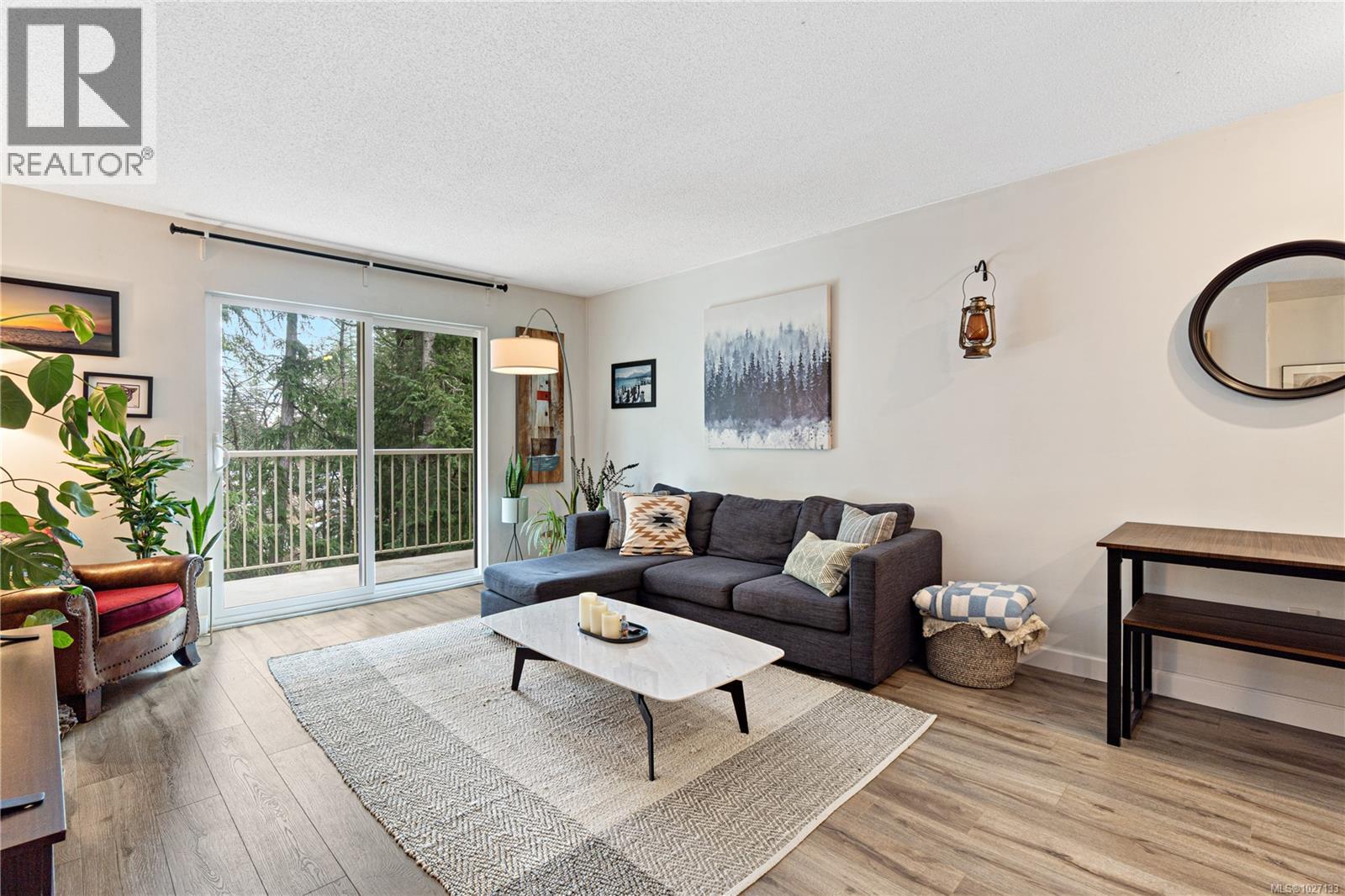 MLS® listing #29414300 for sale located at 506 4720 Uplands Dr