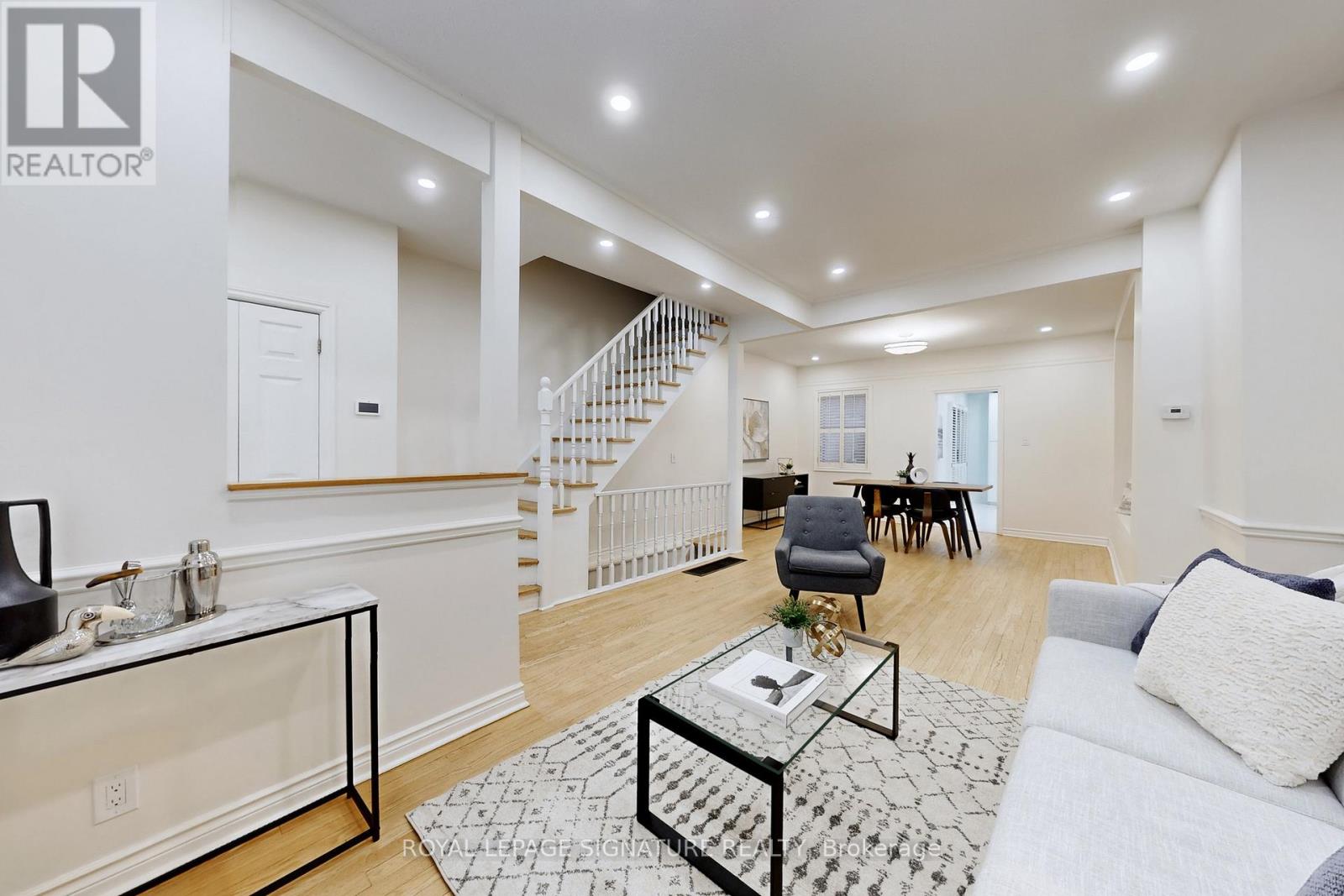 MLS® listing #29415935 for sale located at 337 GLEN ROAD