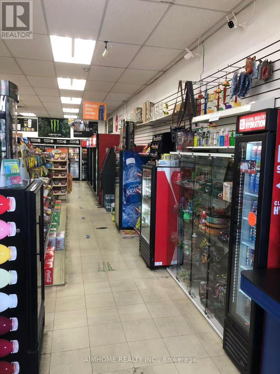 MLS® listing #29417739 for sale located at 102 - 4396 KING STREET