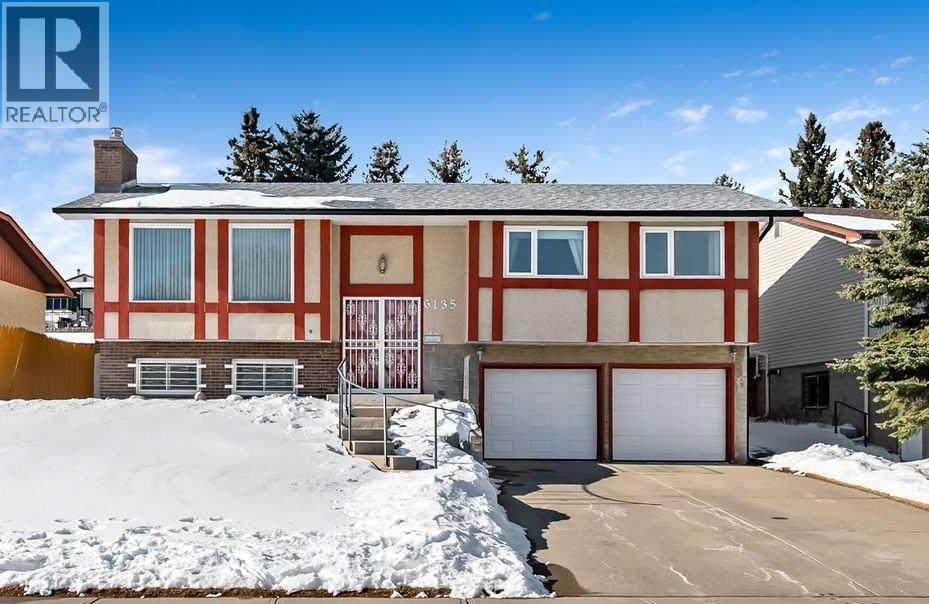 MLS® listing #29419421 for sale located at 6135 Thornaby Way NW