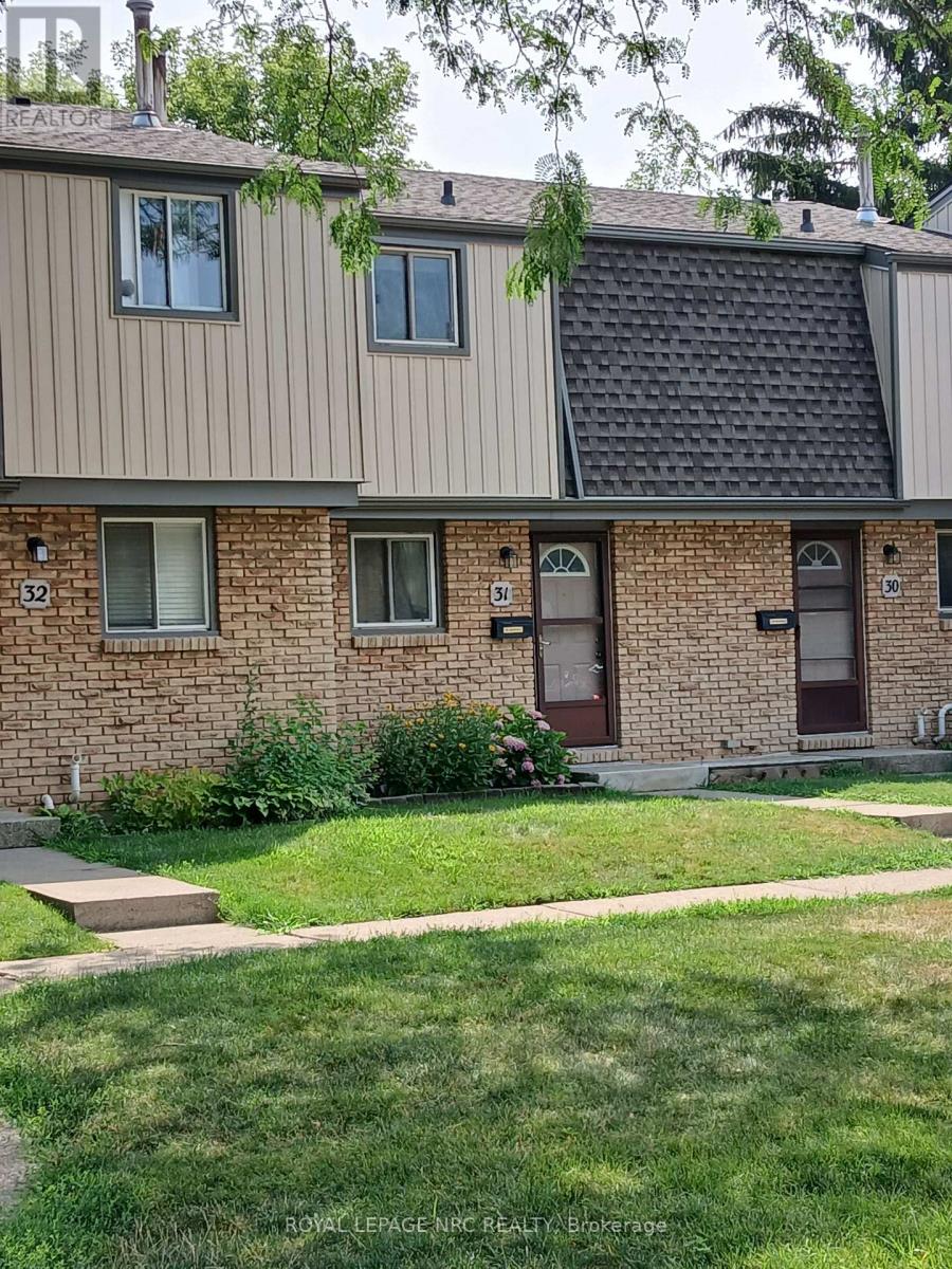 MLS® listing #29420218 for sale located at 31 - 302 VINE STREET